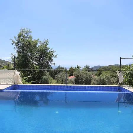 Odesa.baglar Icinde Sicacik Tatil Evi 카스
