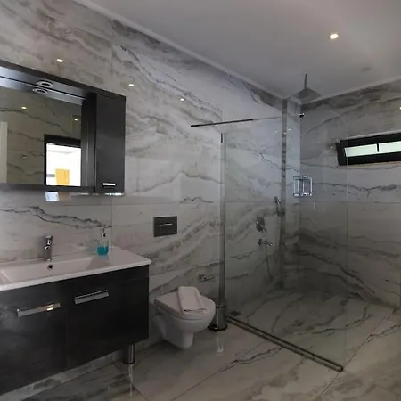Odesa.baglar Icinde Sicacik Tatil Evi 카스