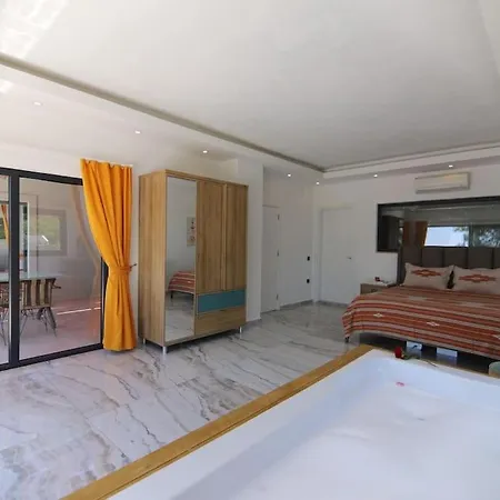빌라 Odesa.baglar Icinde Sicacik Tatil Evi 카스