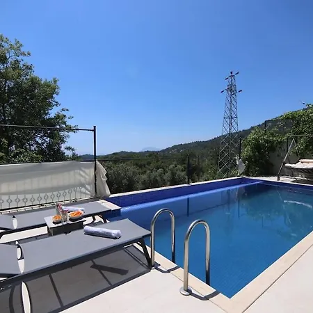 Odesa.baglar Icinde Sicacik Tatil Evi 빌라 *