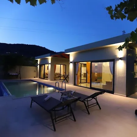 Odesa.baglar Icinde Sicacik Tatil Evi Villa *