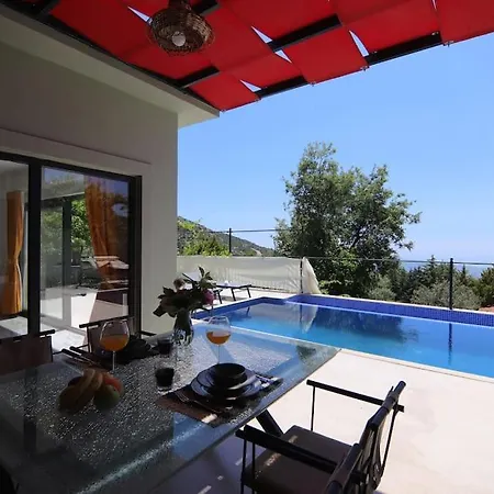 Villa Odesa.baglar Icinde Sicacik Tatil Evi *